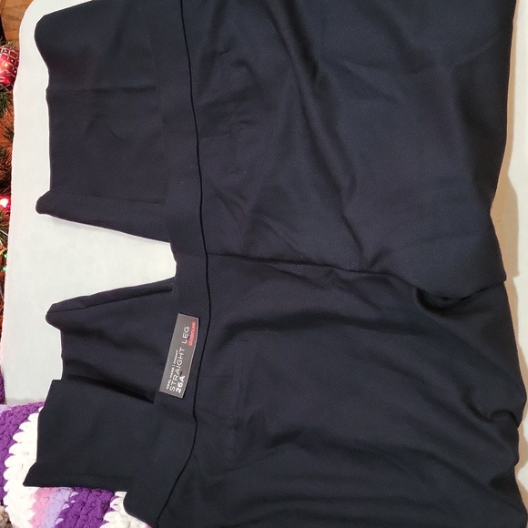 Avenue Straight Leg Pant - Picture 12 of 13